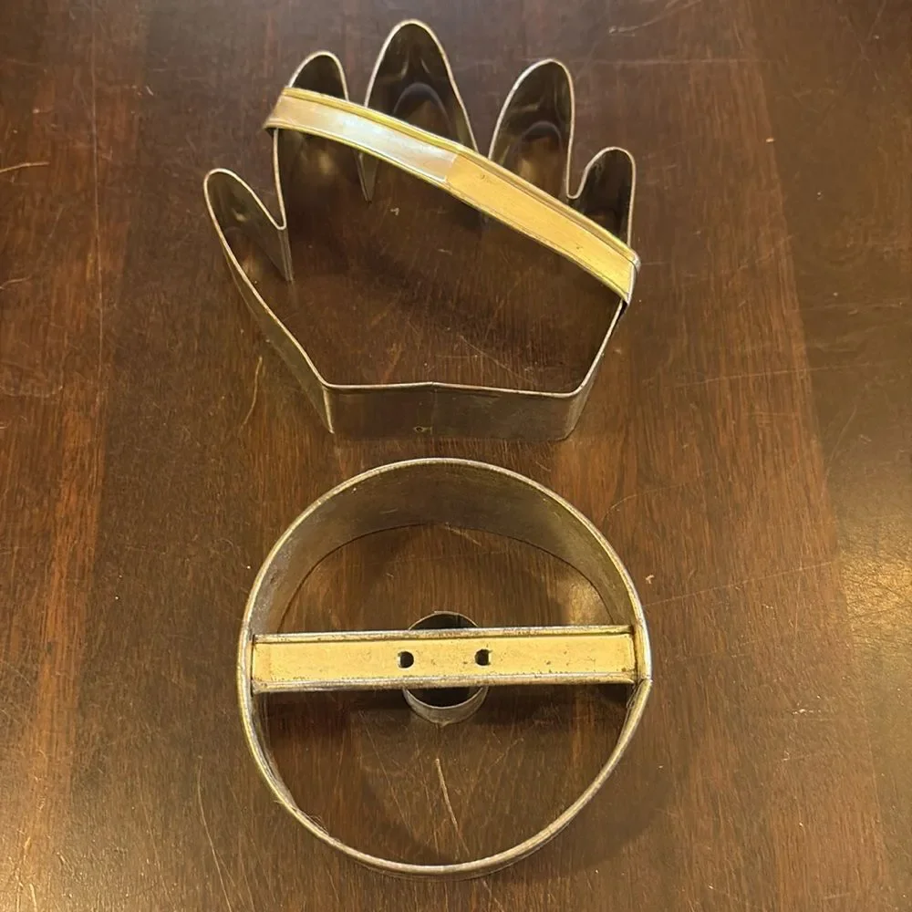 Vintage cookie cutters, hand and donut